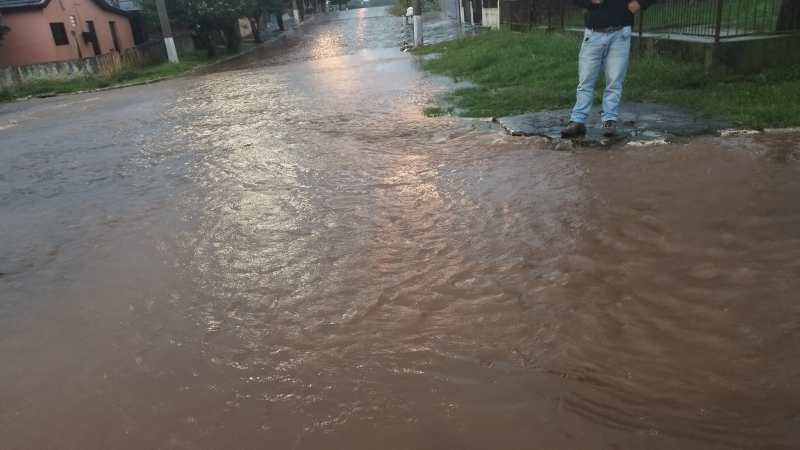 Corsan Trabalha Regime De For A Tarefa Na Regi O Central Que A Mais